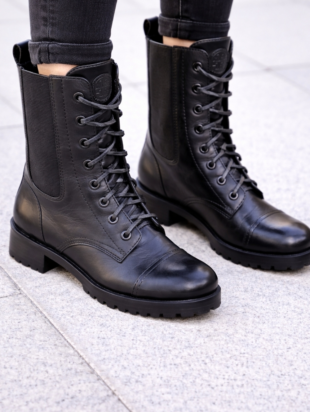 Tory Burch Black Leather Combat Boots Lace Up Chelsea Style Size 7.5